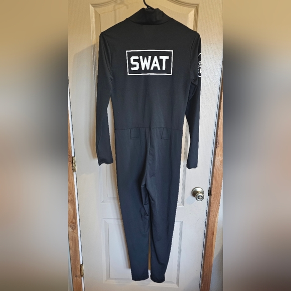 Adult Black SWAT Costume From Spirit Halloween Size Medium - Picture 4 of 5